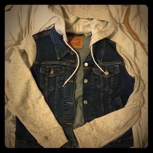 Levi’s denim jean hoodie jacket